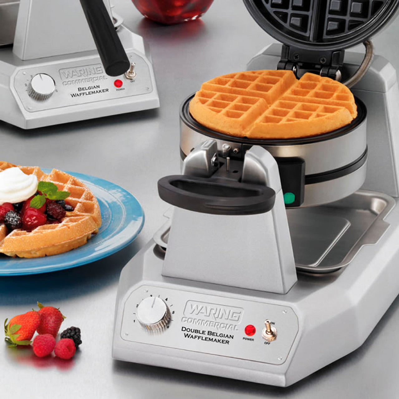 Waring WW200 Double Classic Belgian Waffle Maker w/ Cast Aluminum Grids, 1400W